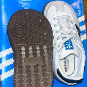 White Adidas Sambas size 5k